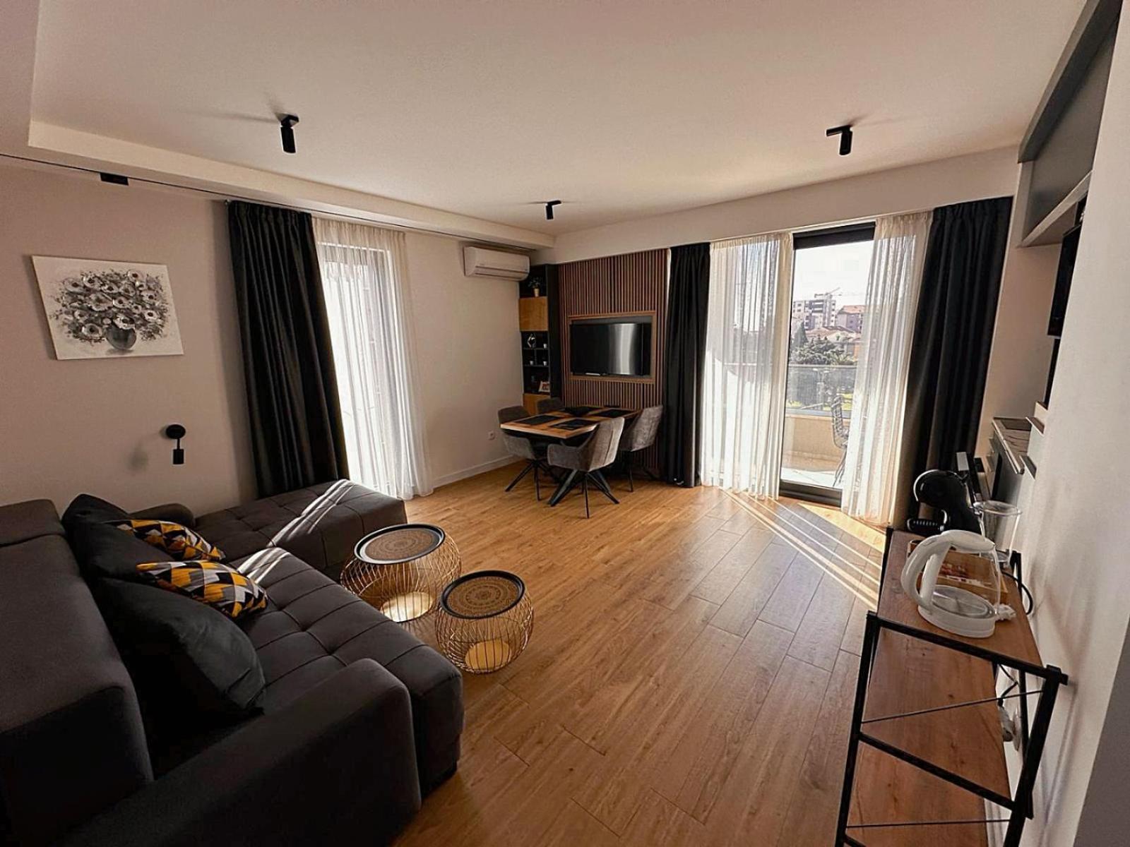 Мamma Mia Аpartments Apartment Budva Ngoại thất bức ảnh