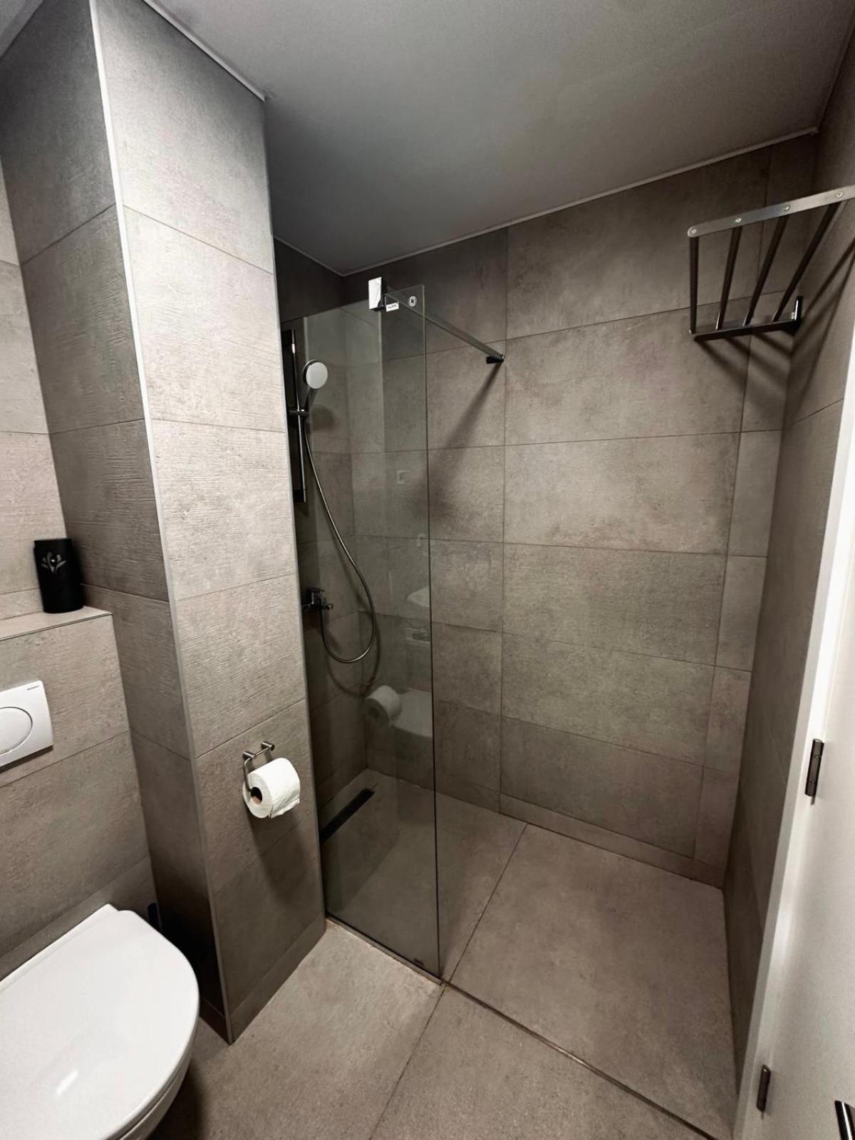 Мamma Mia Аpartments Apartment Budva Ngoại thất bức ảnh