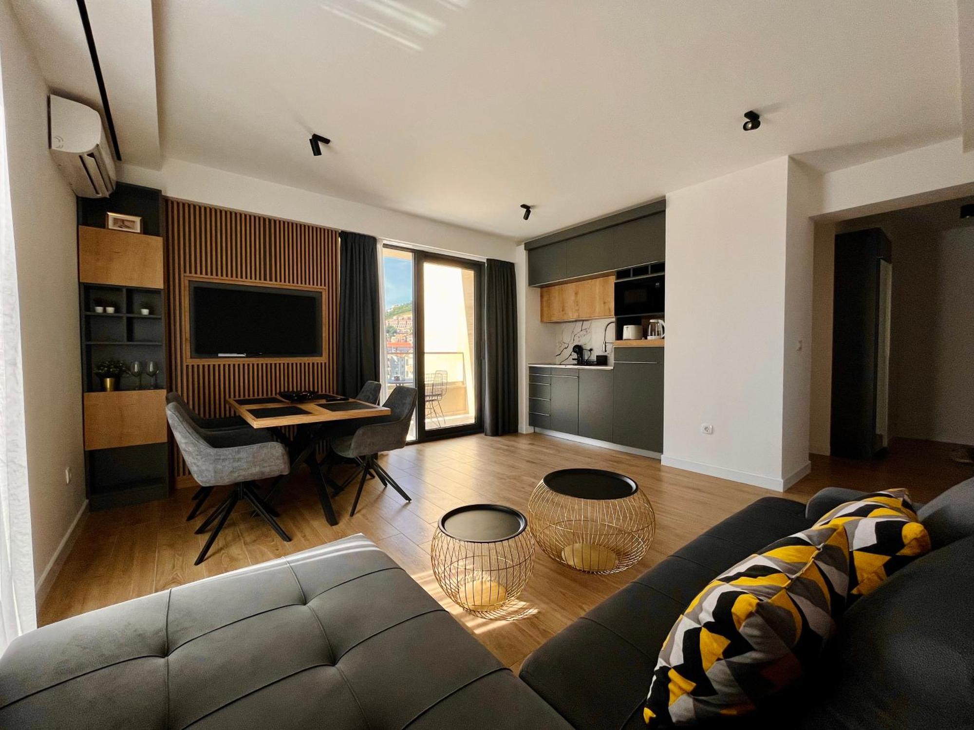 Мamma Mia Аpartments Apartment Budva Ngoại thất bức ảnh